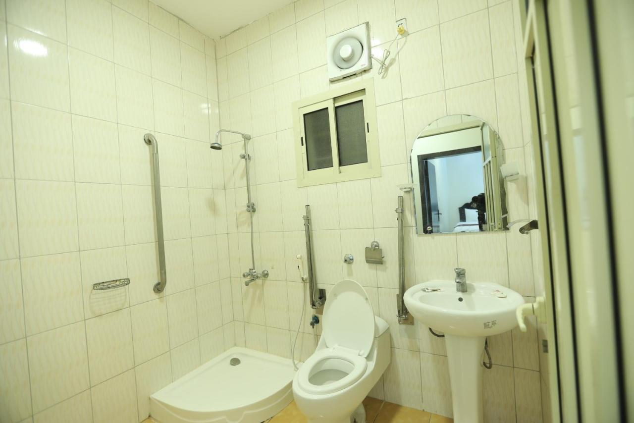 Al Eairy Apartments -Aldamam 7 Dammam Buitenkant foto